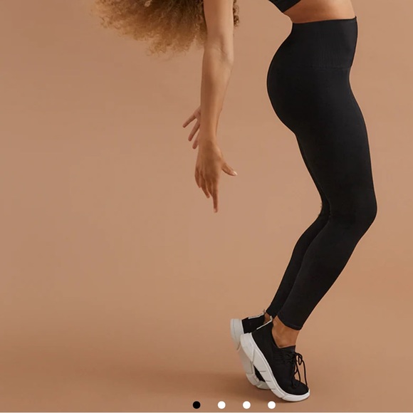Thirdlove Flex Seamless Compression Leggings - Picture 5 of 6